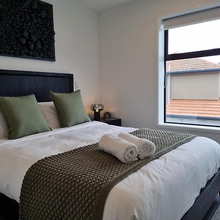 Cloud Nine Elegant Escape Awaits Apartment ไครสต์เชิร์ช ภายนอก รูปภาพ