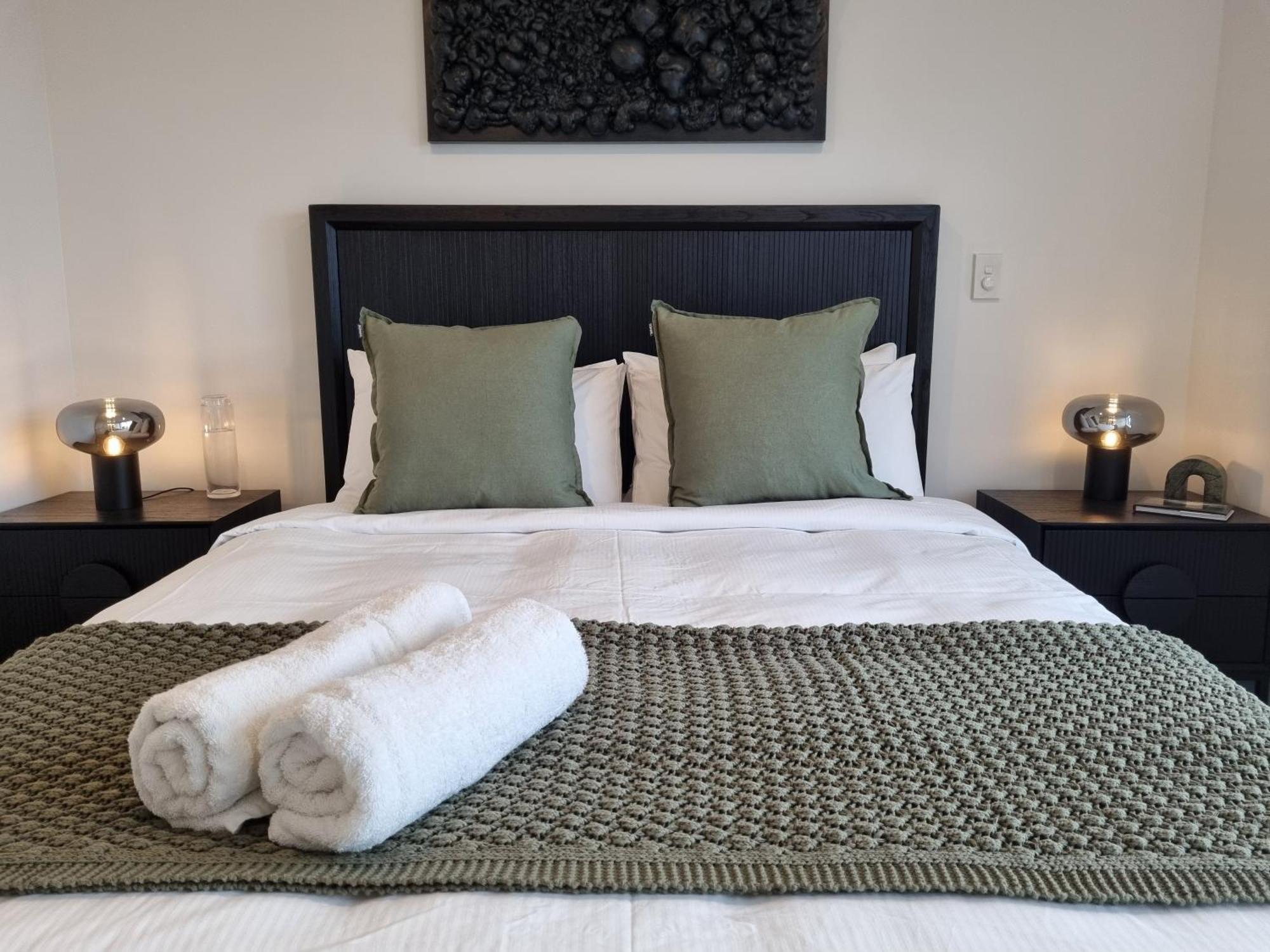 Cloud Nine Elegant Escape Awaits Apartment ไครสต์เชิร์ช ภายนอก รูปภาพ