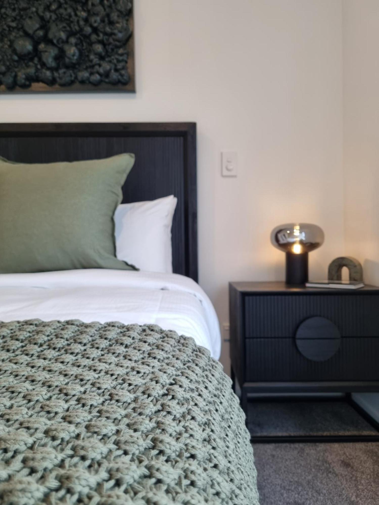 Cloud Nine Elegant Escape Awaits Apartment ไครสต์เชิร์ช ภายนอก รูปภาพ